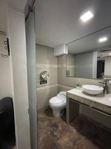 Vannituba majutusasutuses Hotel Plaza Norte Cali