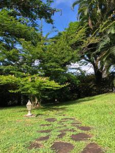 Jardí fora de Between us : Chambres d’hôtes à Saint joseph