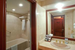 Koupelna v ubytování Hotel Dann Carlton Bogota