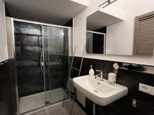 Koupelna v ubytování Ricasoli28Apartaments