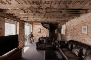 Χώρος καθιστικού στο The Stable