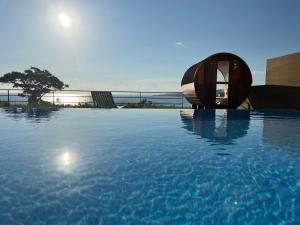 Πισίνα στο ή κοντά στο private villa YUHIMI 夕日見の丘