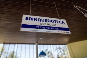 Um certificado, prêmio, placa ou outro documento exibido em Pousada Sol e Mar