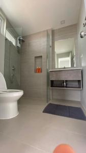 Koupelna v ubytování Mantra Condo M185