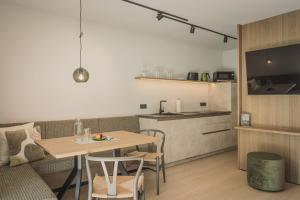 Kuchyňa alebo kuchynka v ubytovaní SOLU Apartments