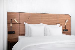 Postel nebo postele na pokoji v ubytování Solo Sokos Hotel Helsinki