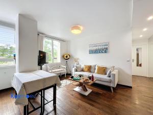 Χώρος καθιστικού στο Lumineux 3 pièces proche Paris