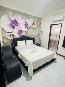 Postel nebo postele na pokoji v ubytování Nam Anh 3 Hotel