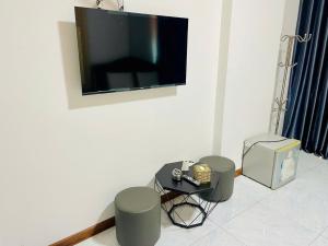 TV a/nebo společenská místnost v ubytování Nam Anh 3 Hotel