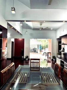 Köök või kööginurk majutusasutuses Entire Private Luxury Resort in Wayanad - Cinnamon Villa Wayanad