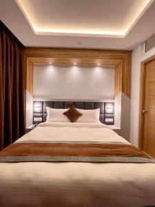 Letto o letti in una camera di Hotel Alleyway Express