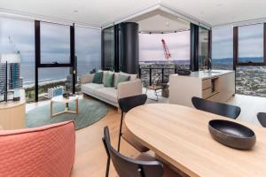 Foto Gold Coastis asuva majutusasutuse Darling Views 41st Floor Oasis with Pool galeriist