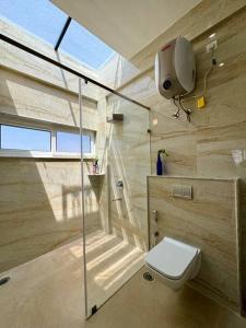 Koupelna v ubytování Sunny Side Up Farmstay