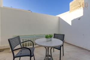Fotografie z fotogalerie ubytování Stylish 3BR home with large terrace in Mosta by 360 Estates v destinaci Mosta