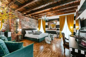 Posedenie v ubytovaní Aurum - Como Luxury Suites