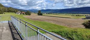 Naturlandskabet i nærheden af hotellet + 2 billeder