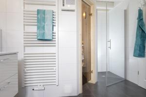 Koupelna v ubytování Mooie Slapen - Nordhorn + 29 fotografií