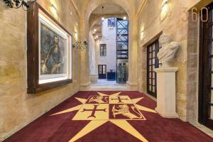 Fotografie z fotogalerie ubytování A luxurious Palazzo in Valetta with private Pool by 360 Estates v destinaci Valletta