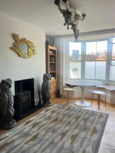 Imagen de la galería de Rubber Chicken House - Ramsgate, en Ramsgate