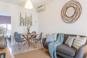 Posedenie v ubytovaní Apartamento Bohemia