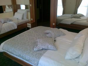 Gallery image of Hotel Lighthouse in Igalo