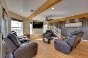 アパッチ・ジャンクションにあるPool with Slide and Playground Arizona Group Getaway!のギャラリーの写真