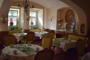 Posezení v ubytování Akzent Hotel Goldner Hirsch