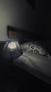 Postel nebo postele na pokoji v ubytování Stone Sun