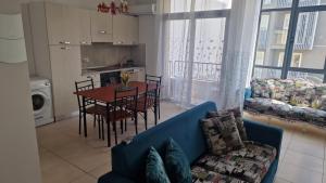 Cucina o angolo cottura di PACEVILLE St Julians Apartments