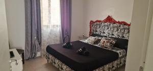 Letto o letti in una camera di PACEVILLE St Julians Apartments