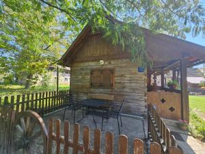 Gallery image of Apartments Kuvarna in Čigoč