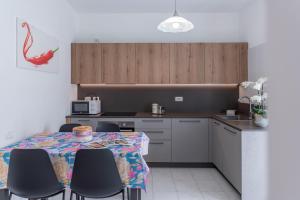 Kuchyň nebo kuchyňský kout v ubytování Casa Vacanze Cillà + 12 fotografií