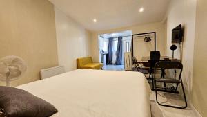 Gallery image of Studio cosy et lumineux proche Paris et Stade de France in Stains +11 photos