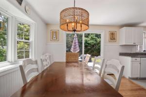 Η κουζίνα ή μικρή κουζίνα στο Great Location Outdoor Space Dog Friendly +31 φωτογραφίες