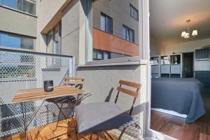 Balkón nebo terasa v ubytování High-Sky O2 arena Apartment with garage parking and AC + 18 fotografií