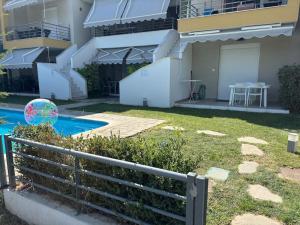 Κήπος έξω από το Private Apartment Danai 14 4