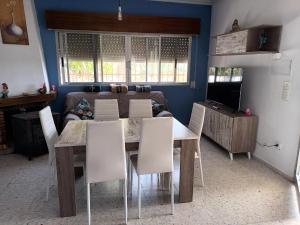 Kuchyňa alebo kuchynka v ubytovaní Villa in Callosa with Private Pool & Views