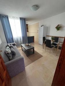 Posezení v ubytování ACOGEDOR PISO EN SAN CRISTOBAL DE LA LAGUNA