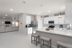 Kuchyň nebo kuchyňský kout v ubytování Turner Estates