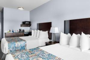 Voodi või voodid majutusasutuse SureStay Studio by Best Western Hardisty toas