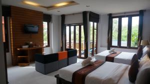 Imagen de la galería de Lanta Intanin Resort - SHA Extra Plus, en Ko Lanta