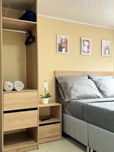 Tempat tidur dalam kamar di Hostelfc Chapinero
