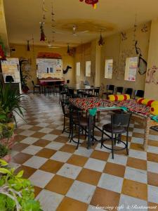 Restoran atau tempat lain untuk makan di Hotel Amazing Jaisalmer