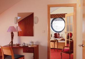 Posezení v ubytování La Fischhutte, The Originals Relais + 15 fotografií
