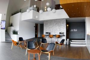 Posezení v ubytování Hotel Horizon & Convention Center