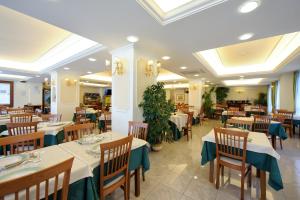 Restaurace v ubytování Hotel Benessere Villa Fiorita
