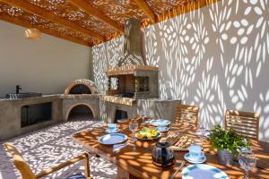 Fotografie z fotogalerie ubytování Afantou Golf Luxury Villa v destinaci Afantou