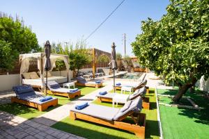 Zahrada ubytování Afantou Golf Luxury Villa