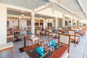 Restaurace v ubytování Hôtel Miléade de la Plage - Binic