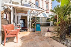 Budova, kde se hotel nachází